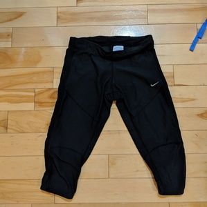 Nike dri-fit crop pants